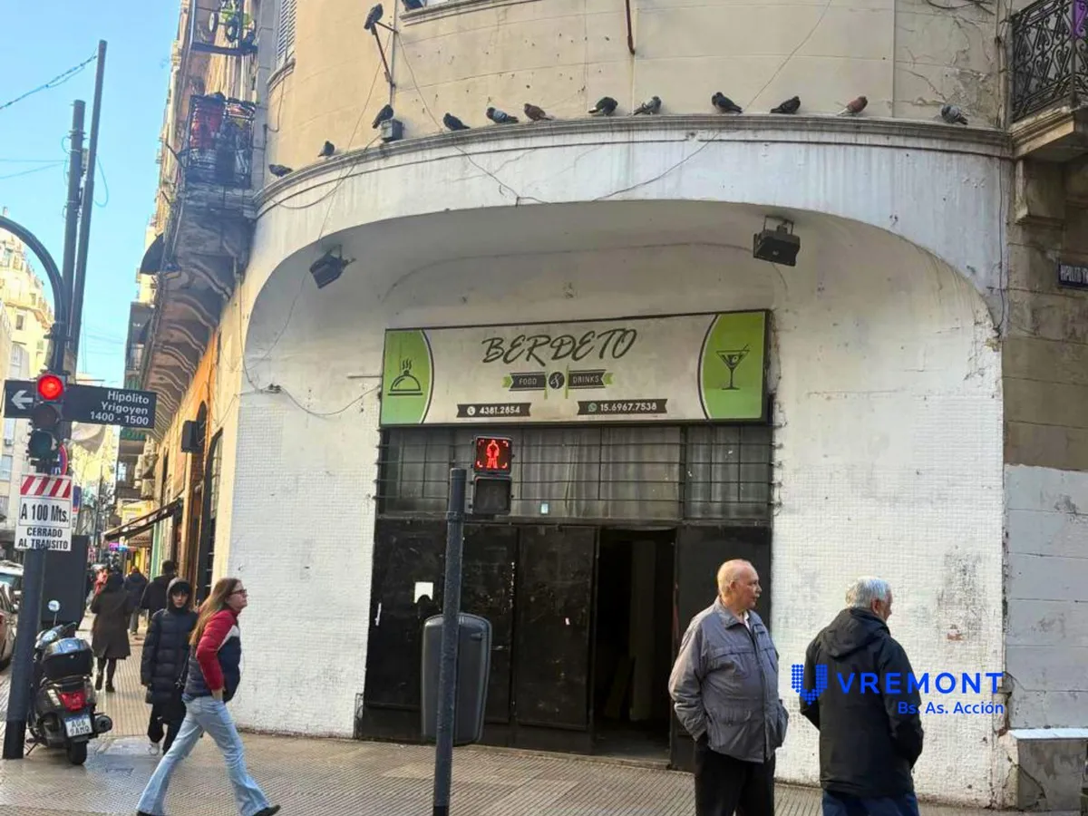 Local en Congreso, Congreso