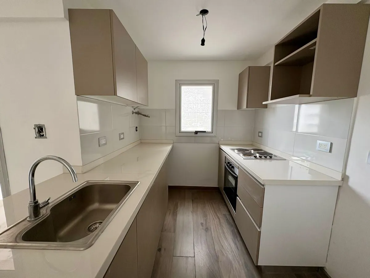 Departamento en Lanús, Lanús