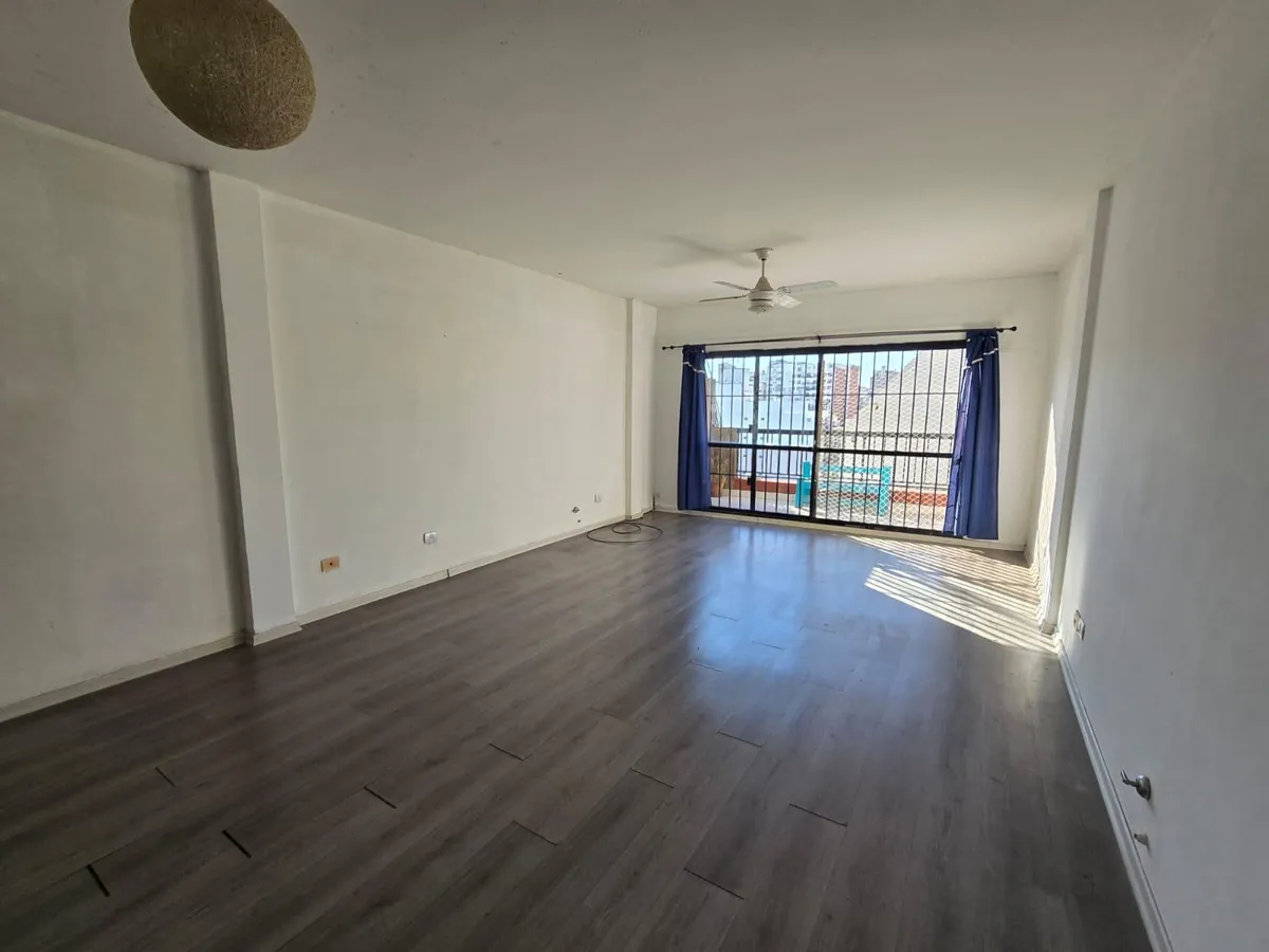 Departamento en Abasto, Abasto